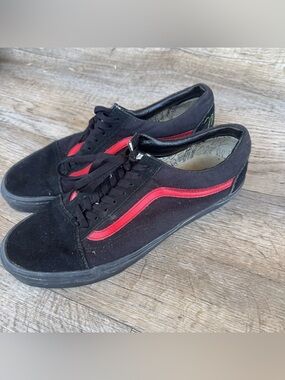 Vans x Disney Mickey Mouse Club Old Skool Black And Red Men’s Size 11